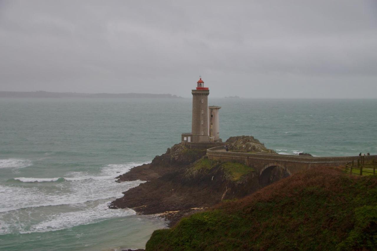 chambres d'hôtes les mésanges avec salle d'eau privative Kersaint-Plabennec Extérieur photo