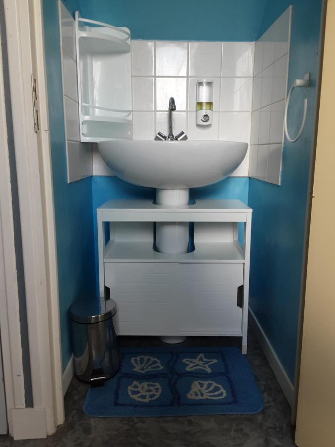 chambres d'hôtes les mésanges avec salle d'eau privative Kersaint-Plabennec Extérieur photo